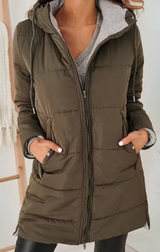 Nila™ - Lässige Daunenjacke mit Kapuze – Armeegrün