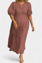 Connie Kleid: Elegante Leichtigkeit und zeitlose Vielseitigkeit – Rosa