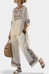 Tiziana – essentielle bestickte Bluse und weite Hose – Floral