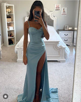 Tifanny – Satijnen Avondjurk für glamouröse Nächte – Blau