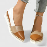 Ivy | Geschlossene Spitze Espadrille-Stil Loafer – Creme