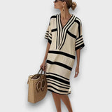 Sorelia – Strandkleid mit Streifen – Schwarz