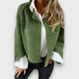 Lene – Kurzjacke mit Knopfdetail – Grün