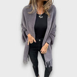 Meliora – Elegante Strickjacke mit Fransen – Grau