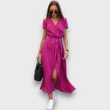 Liorah – Wickelkleid mit Sommercharme – Dunkelrosa