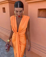 Isabelle | Festkleid mit tiefem V-Ausschnitt – Orange