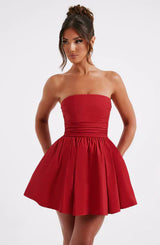 Damen Kleid | Kurze Schnittform mit klarer Linienführung – Rot