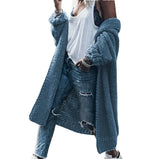 Lange Strickjacke mit Knopfverschluss und aufgesetzten Taschen – Blau