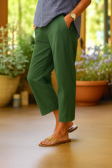 Leinen Verkürzte Damen-Hose mit geradem Bein und Umschlag – Grün