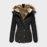 Emyra – Winterjacke mit Fellkapuze – Schwarz