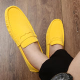 Walter - Rutschfeste Wildleder-Halbschuhe – Gelb