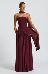 Rynellea - Elegantes trägerloses Abendkleid – Burgunder