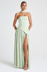 Sonja - Damen Abendkleid trägerlos mit asymmetrischer Taille – Minze