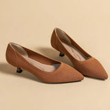 Solvei | Damen Kitten Heel Pumps Spitze Zehenpartie – Braun