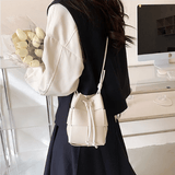Anikadel Crossbody Beuteltasche – Weiß