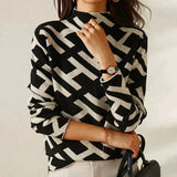 Channah Stehkragenpullover – Schwarz