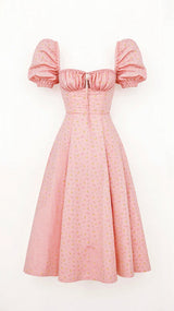 Daniela Midikleid mit quadratischem Halsausschnitt – Rosa