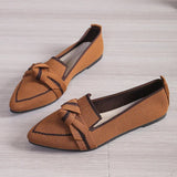 Jordana Spitz Zulaufende Loafers – Braun