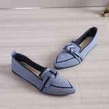 Jordana Spitz Zulaufende Loafers – Blau