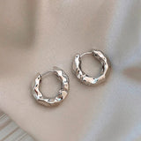 Micara - Dimpled Charms - Ohrringe – Silber