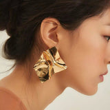 Micara - Draped Charmers - Ohrringe – Gold