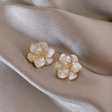 Micara - White Blossoms - Ohrringe – Weiß