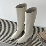 Rosette Spitz Zulaufende Kniehohe Stiefel – Weiß
