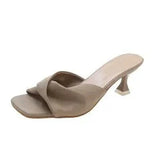 Zaida Twist-Sandalen mit Absatz – Grau
