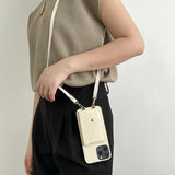 Lederne Crossbody-Handyhülle - Urban Chic – Beige