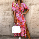 Geblümtes Sommerkleid mit Knopfleiste & Schlitz – Feminin & Bequem – Rosa/Rot