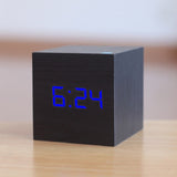 Digitaler quadratischer LED-Wecker – Schwarz Blau