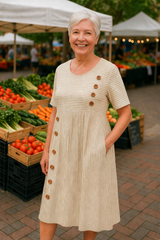 Roswen | Damen Gestreiftes Kurzarm Midikleid mit Knöpfen – Beige