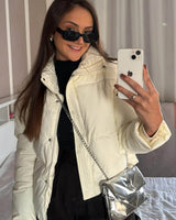 Elva | Damen Steppjacke Kurz Loose Fit Mit Stehkragen – Weiß