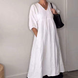 Kyra | Bequemes Kleid mit V-Ausschnitt – Weiß