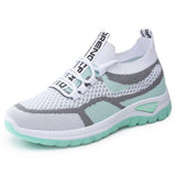 Xarae - leichte, gedämpfte Laufschuhe mit Schnürung – Grün