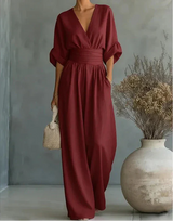 Xylora - Hochwertiger weitbeiniger Jumpsuit mit V-Ausschnitt – Burgunderrot