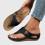 Tabitha | Damen Bequeme Sandalen mit Zehensteg – Schwarz