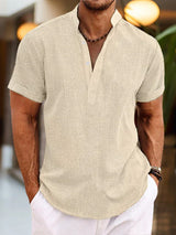 Herren Poloshirt | V-Ausschnitt mit gerader Grundform – Beige