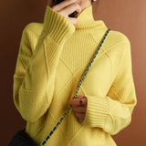 Kuscheliger Rollkragenpullover für Damen | Winter – Gelb