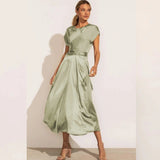 Ophiria – Elegantes Satin-Midikleid – Hellgrün