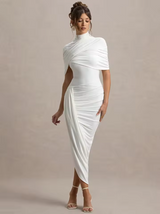 Drapiertes Midikleid – Figurbetontes Abendkleid mit Stehkragen & Cape-Detail – Weiß