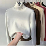 Karolina | Komfort-Pullover für kalte Winterabende – Weiß