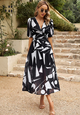 Damen V-Ausschnitt Blumen A-Linie Midi Kleid – Schwarz