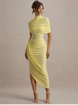 Drapiertes Midikleid – Figurbetontes Abendkleid mit Stehkragen & Cape-Detail – Gelb