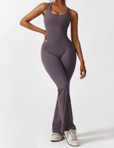 Sienna | Rückenfreier Flare-Jumpsuit – Lila